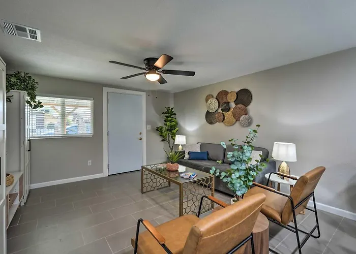 Vacation - Pet Friendly! Hotel
